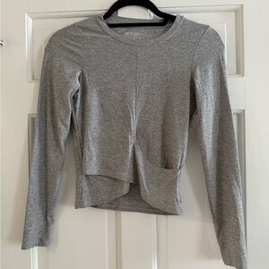 Beyond Yoga Under Over Light Weight Pullover
